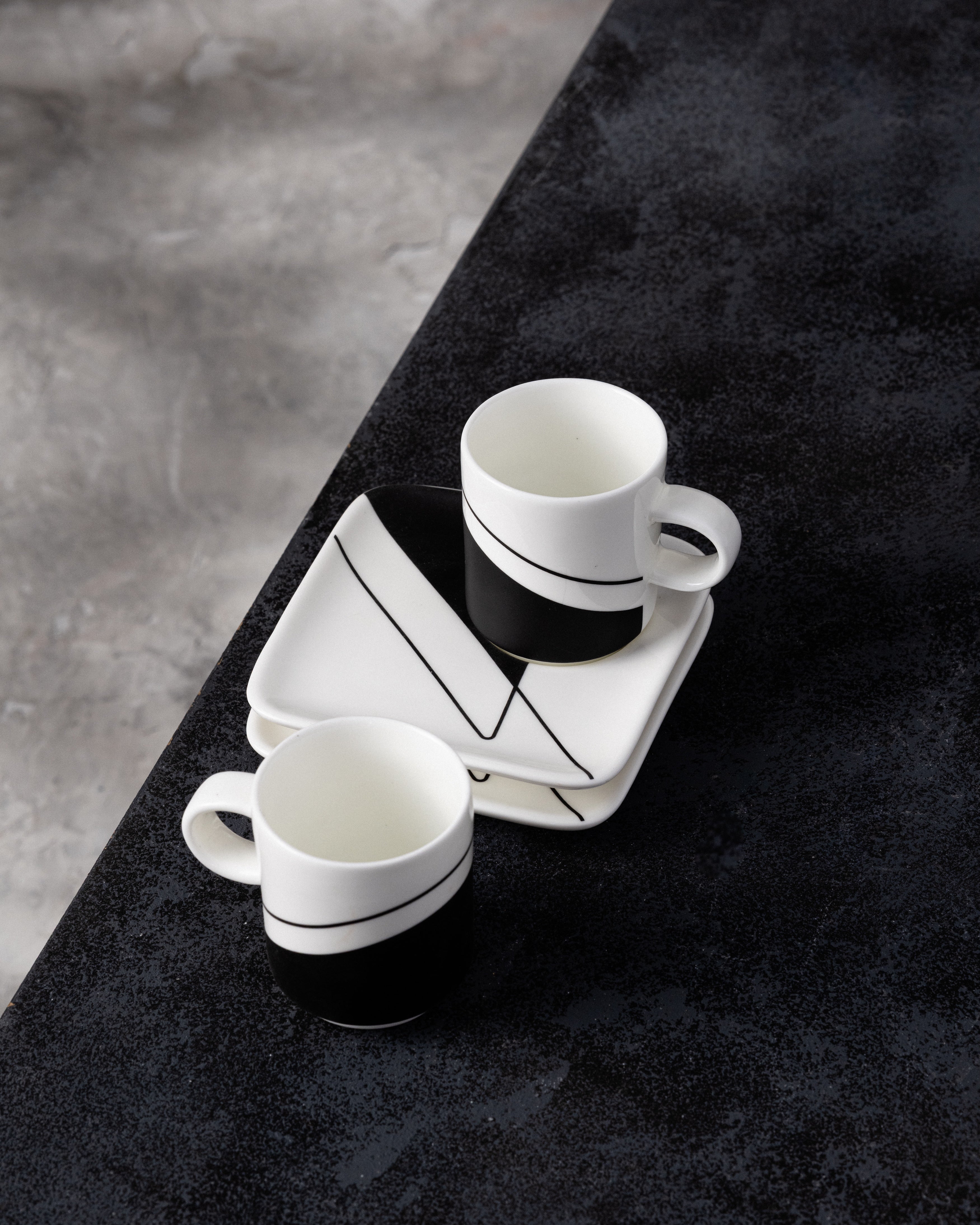 Black and White Espresso Cup and Saucer - Fine Bone China | Duali